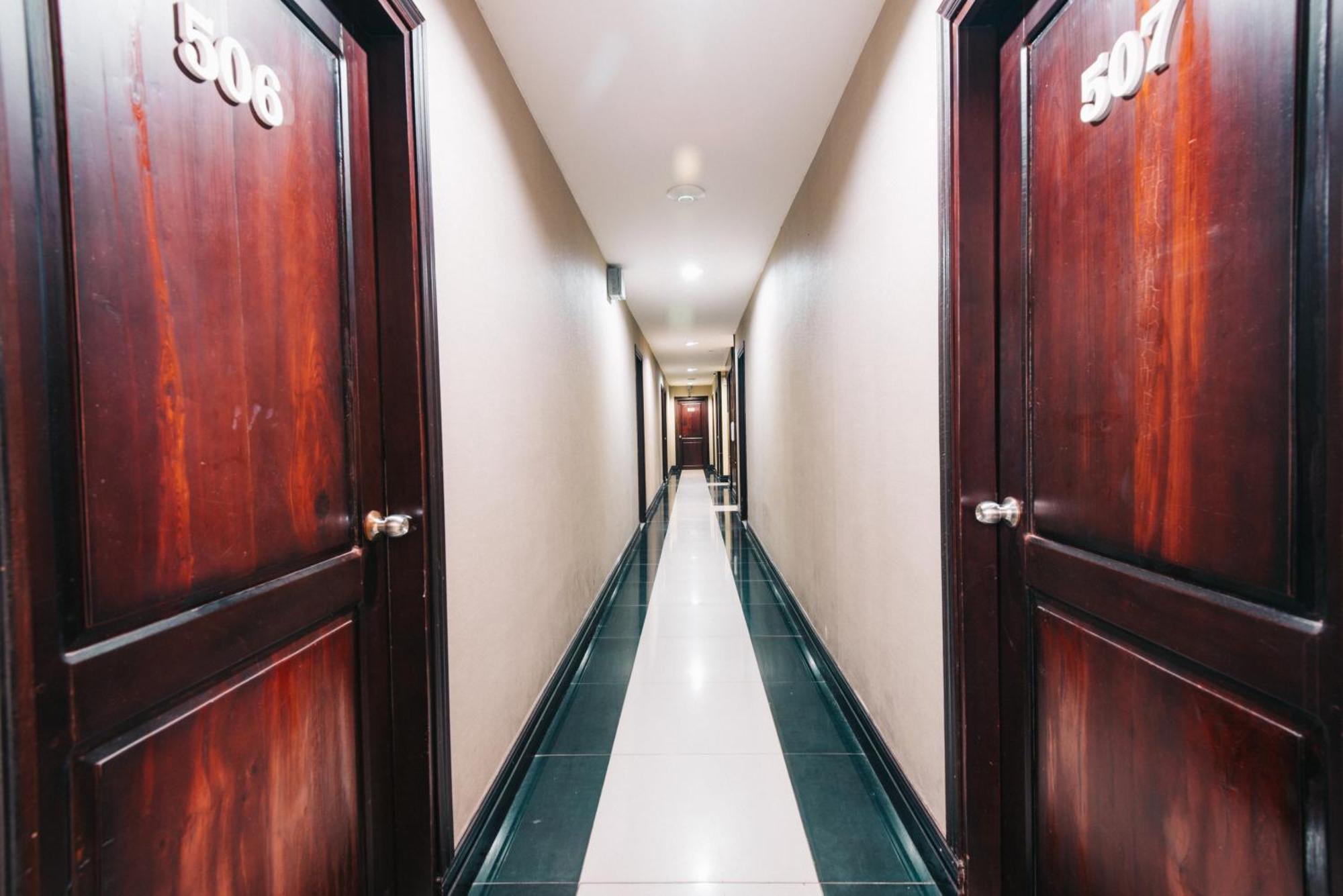 V Hotel Vientiane Luaran gambar