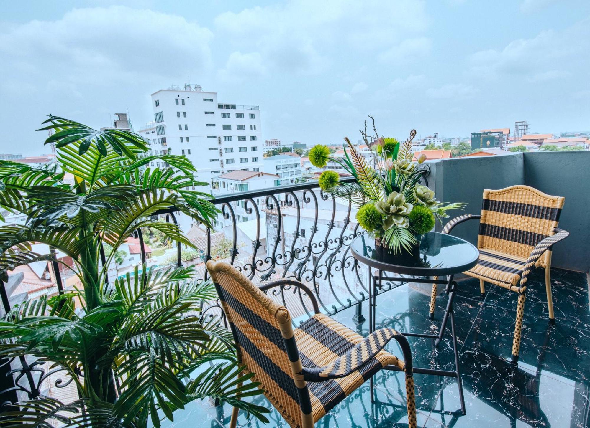 V Hotel Vientiane Luaran gambar
